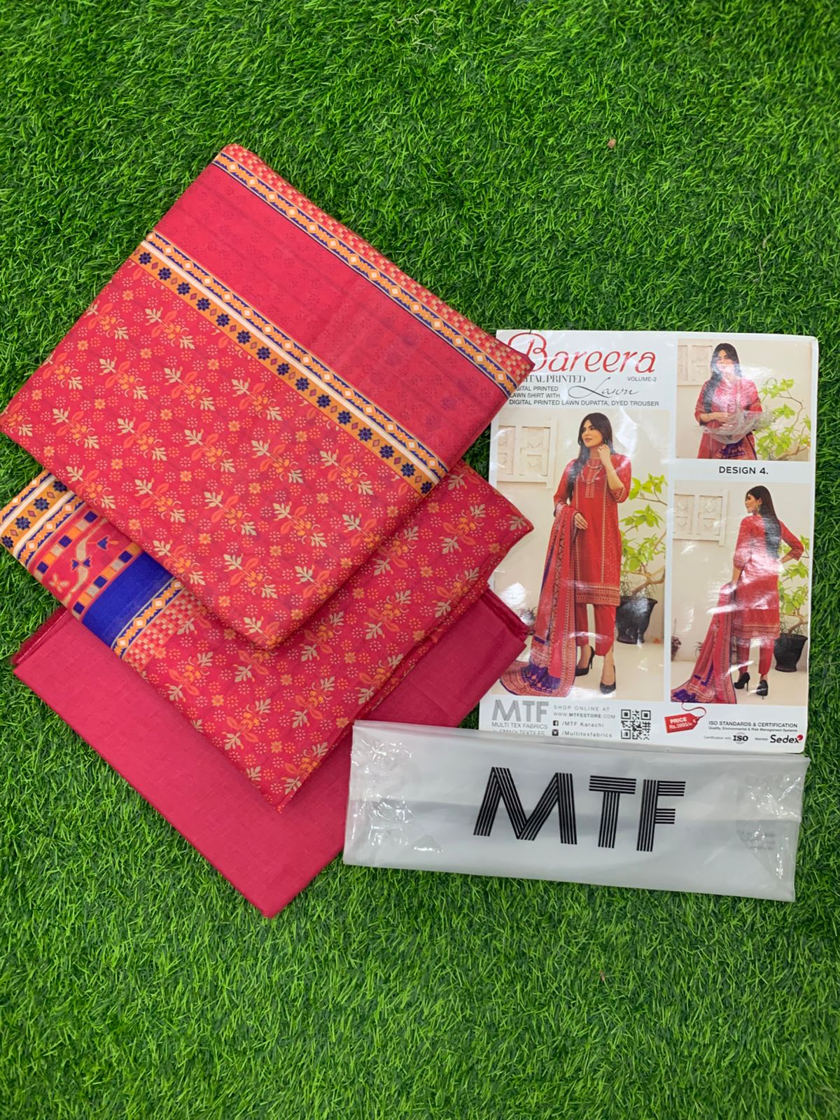 Bareera D3 Digital Printed Unstitched 3PC Lawn Suit with Dupatta – Qasrelibas