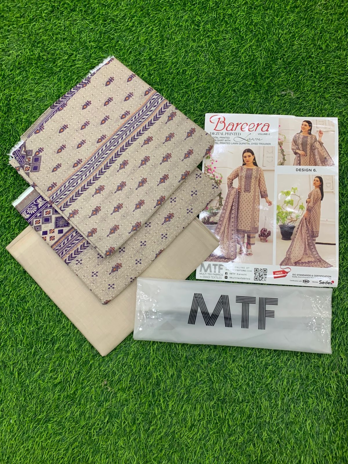 Bareera D6 Digital Printed Unstitched 3PC Lawn Suit with Dupatta – Qasrelibas