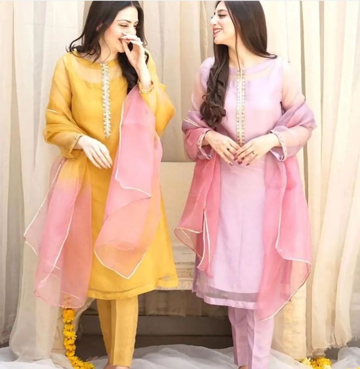 Grace 09 — 3PC Stitched Organza Suit with Gota & Sitara Detail + Organza Dupatta | Qasrelibas