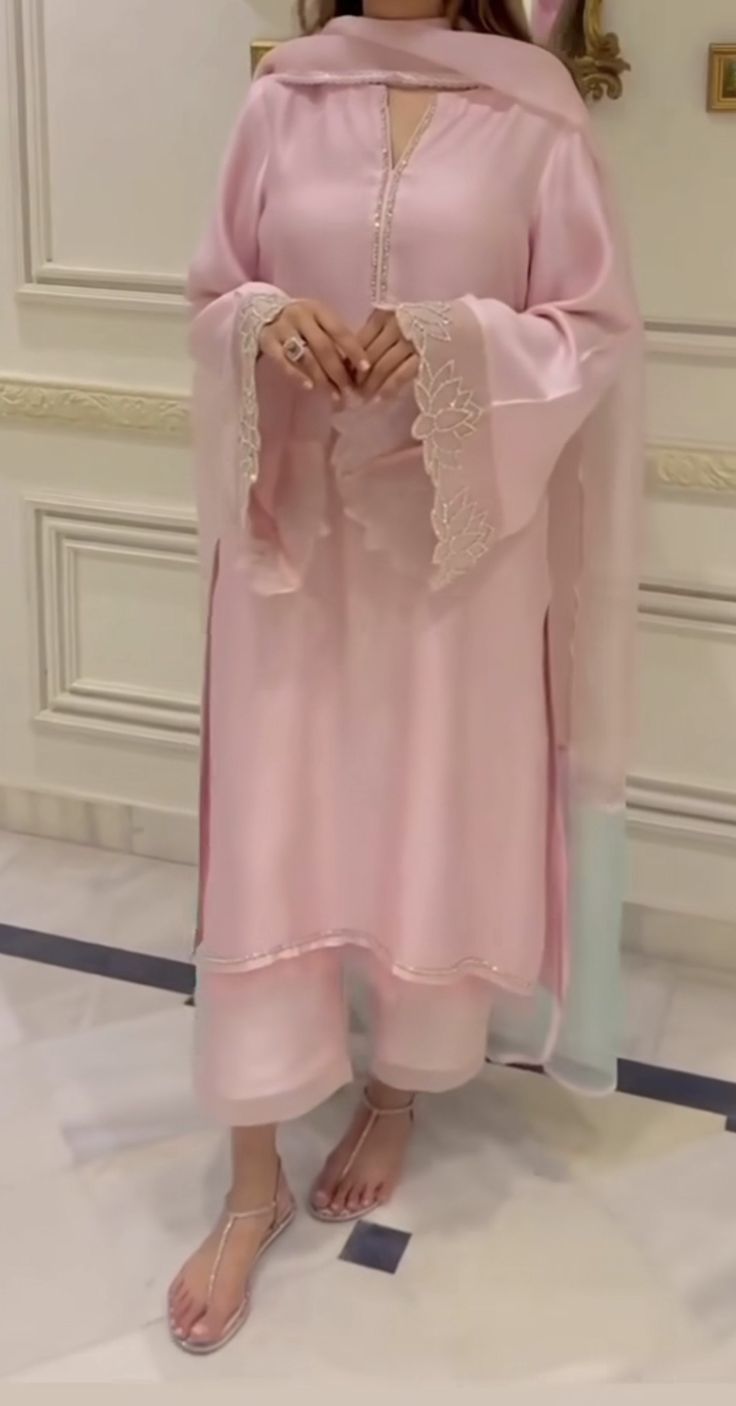 Grace 04 — 3PC Stitched Silk Suit, Stone-Chain Neckline & Organza Dupatta | Qasrelibas
