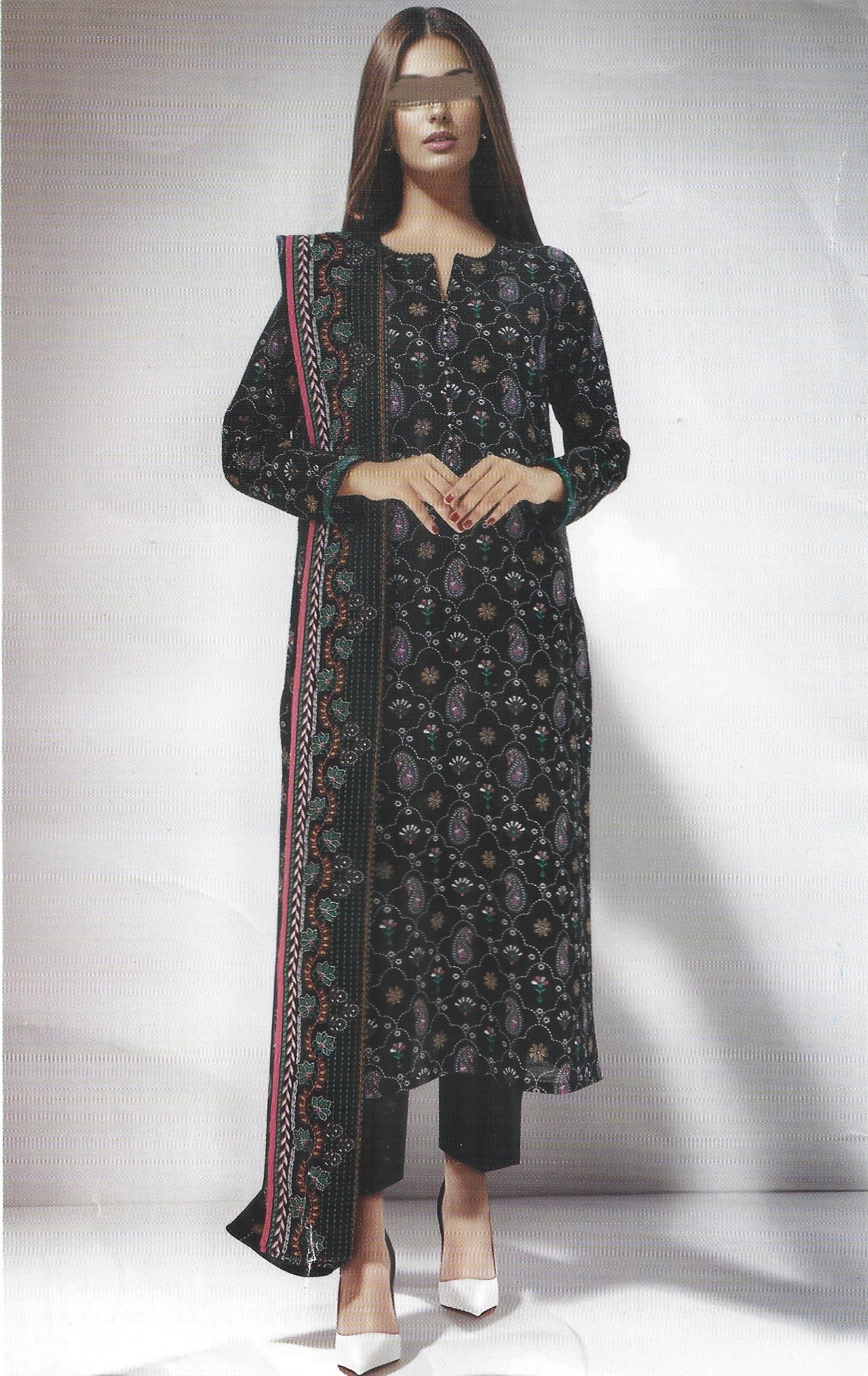 Printed Khaddar Unstitched 3PC Suit with Premium Dupatta | Qasrelibas