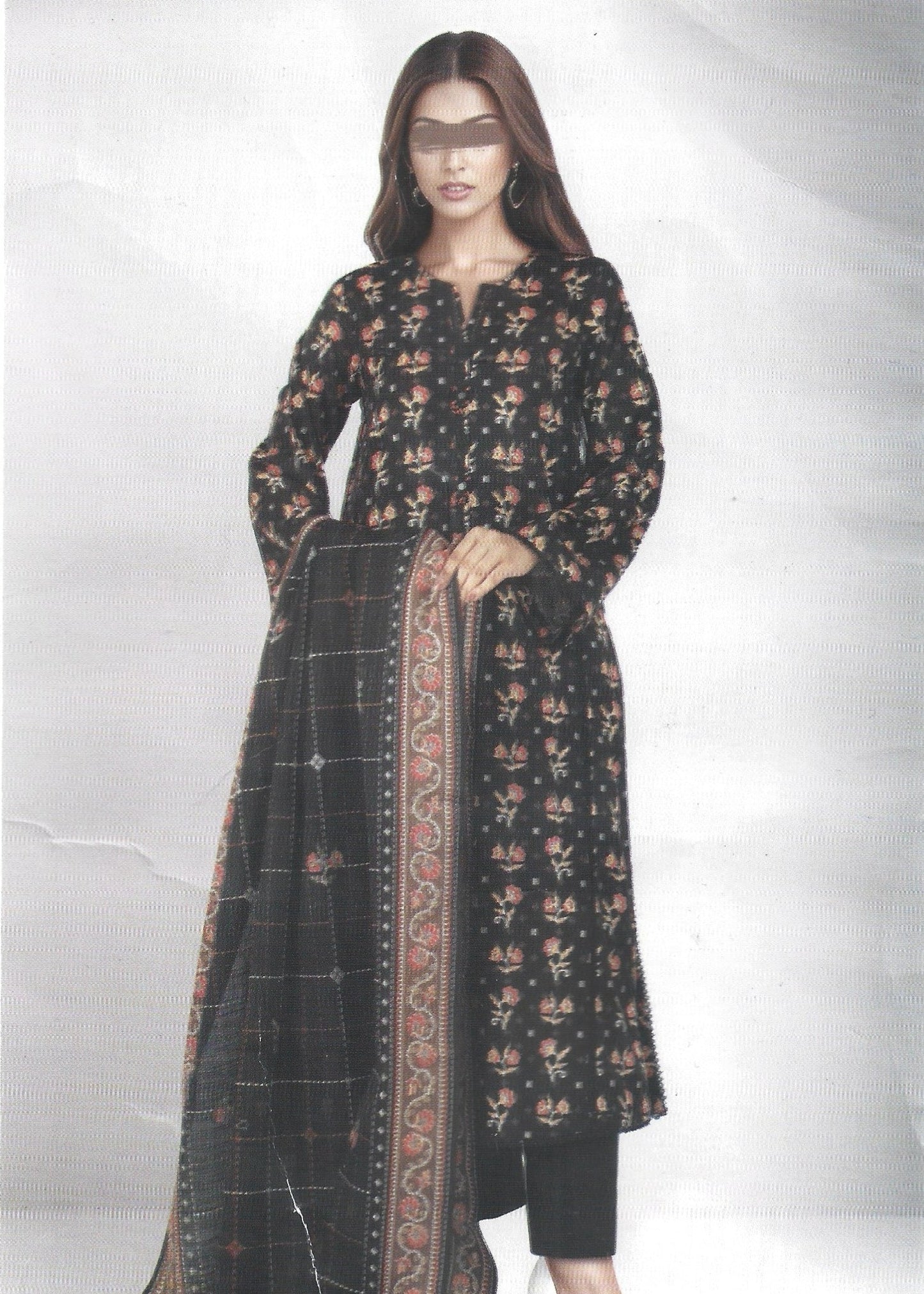 Printed Black Khaddar Unstitched 3PC Suit with Premium Dupatta | Qasrelibas