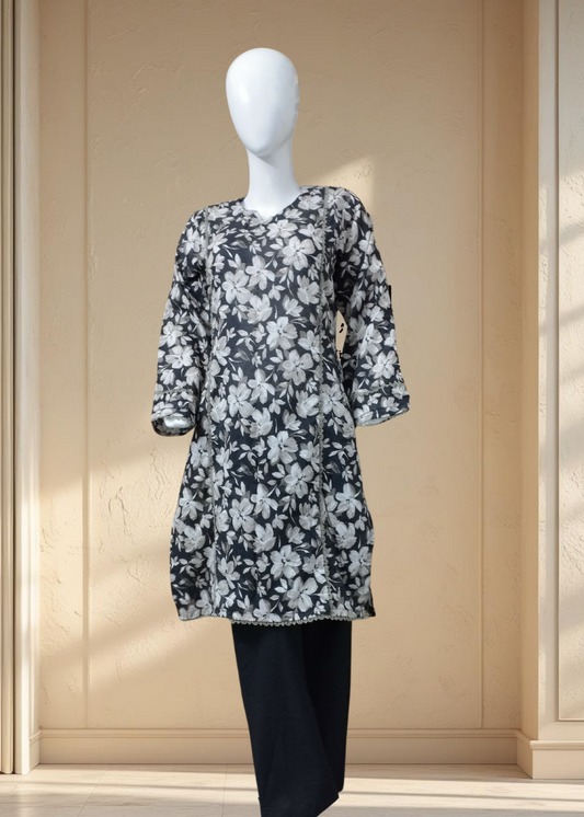 Bloom 04 – 2PC Digital Printed Lawn Suit with Matching Lace Detailing | Qasrelibas