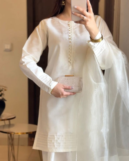 Breeze 11 – 3PC Lawn Suit with Pearl Neckline, Farshi Shalwar & Organza Dupatta | Qasrelibas